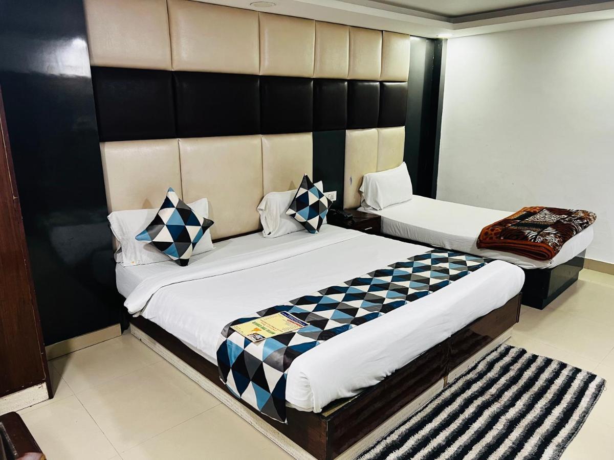Hotel Krone A Family Hotel Near Igi Airport Delhi Neu-Delhi Exterior foto
