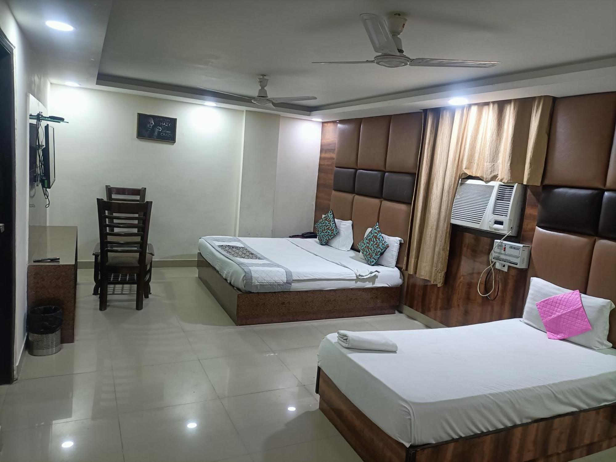 Hotel Krone A Family Hotel Near Igi Airport Delhi Neu-Delhi Exterior foto