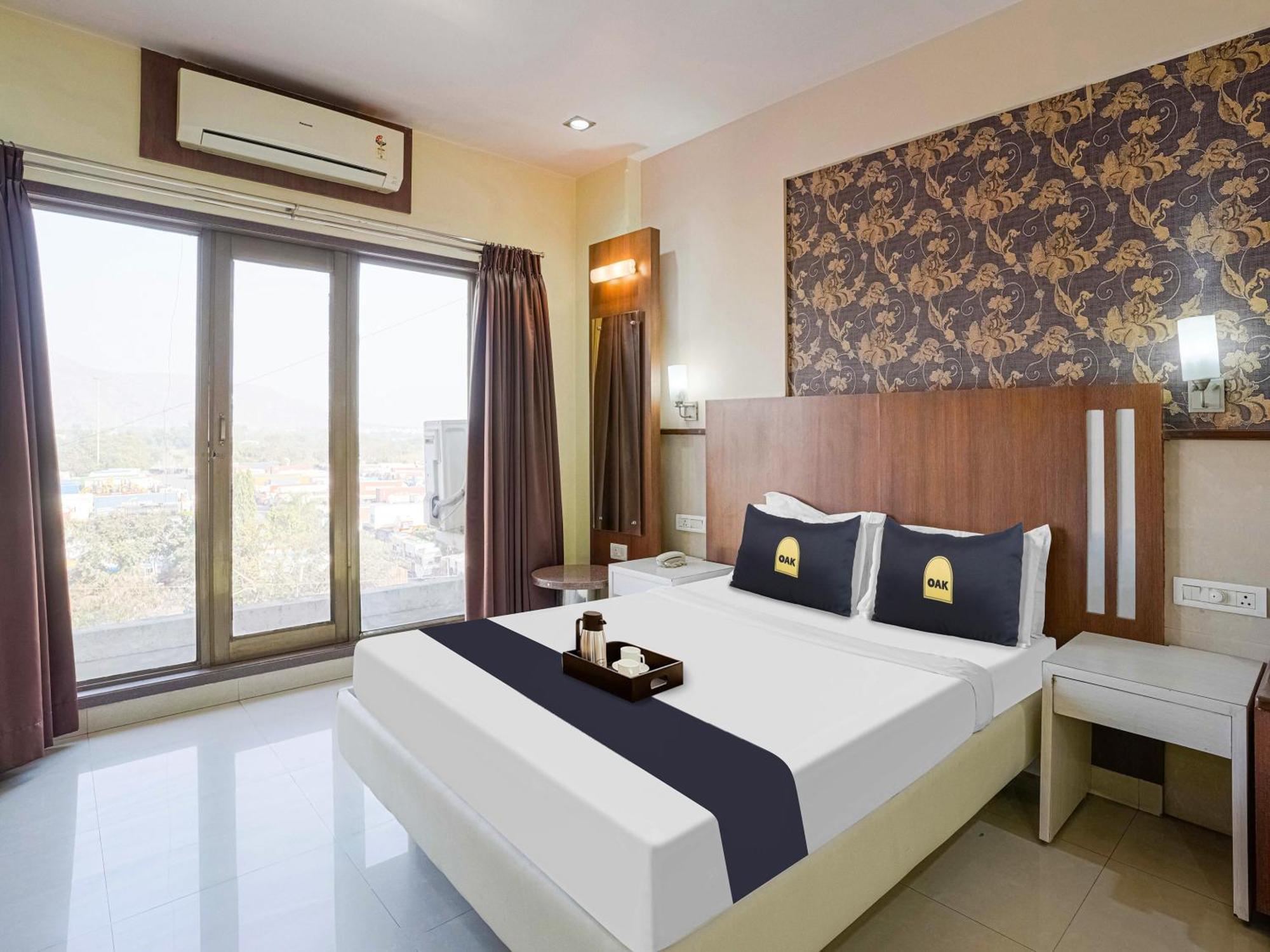 Hotel Krone A Family Hotel Near Igi Airport Delhi Neu-Delhi Exterior foto